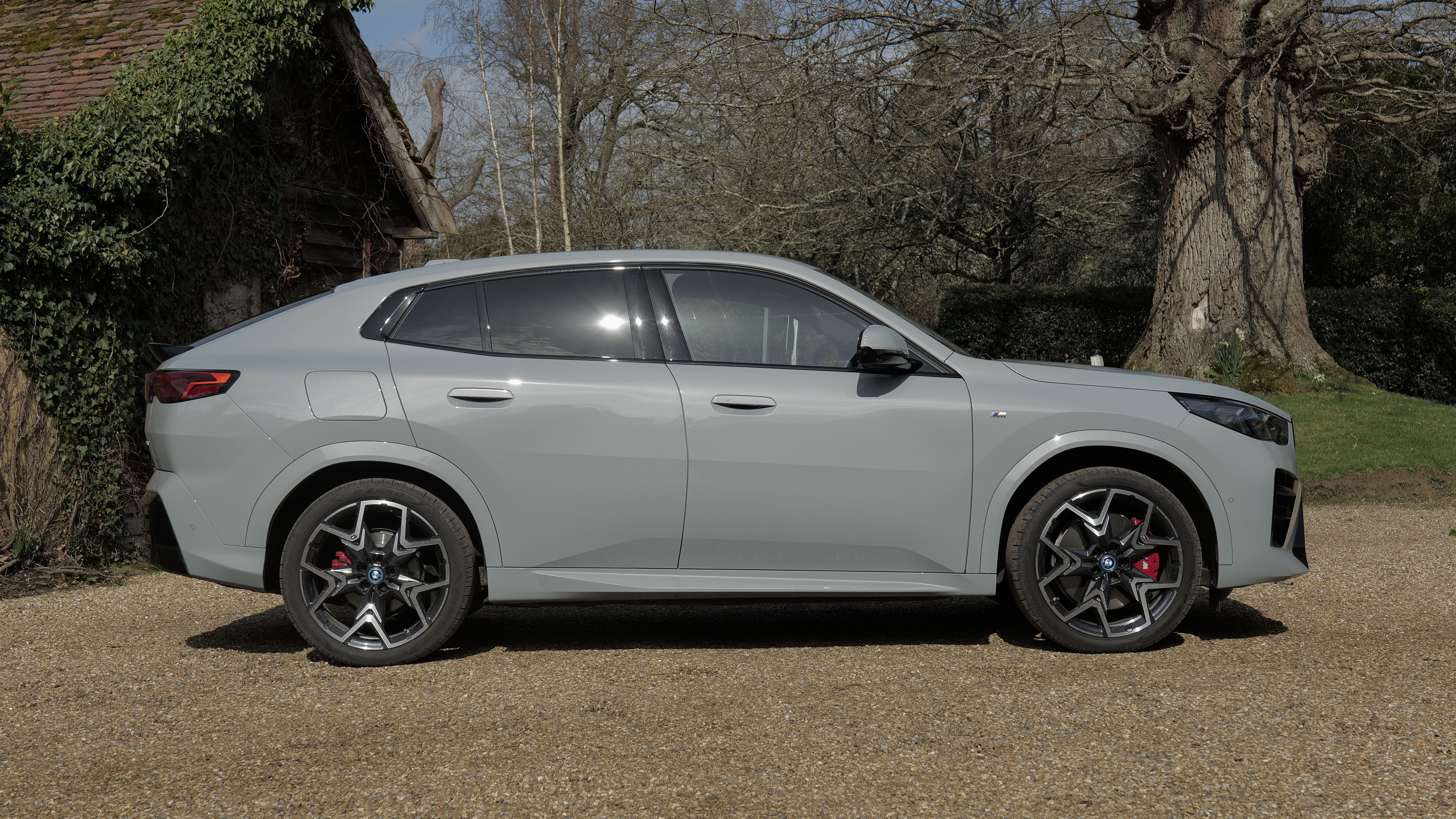 BMW iX2 ELECTRIC HATCHBACK 150kW eDrive20 M Sport 65kWh 5dr Auto